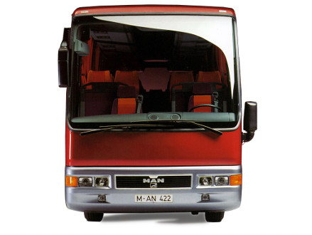 曼恩Lion的Star FRH 442客車(chē)被授予“年度最佳客車(chē)”稱(chēng)號(hào)。